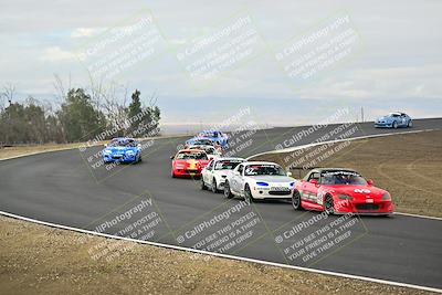 media/Jan-26-2025-CalClub SCCA (Sun) [[cfcea7df88]]/Group 1/Race/